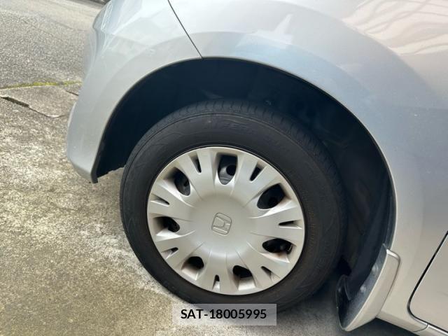 Honda FIT 2013-03 8742105-10