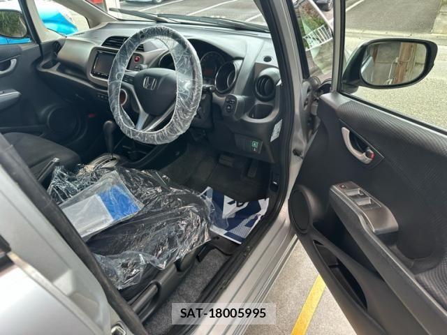 Honda FIT 2013-03 8742105-12