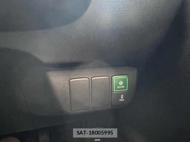 Honda FIT 2013-03 8742105-17
