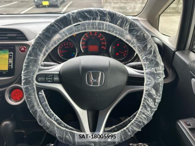 Honda FIT 2013-03 8742105-18