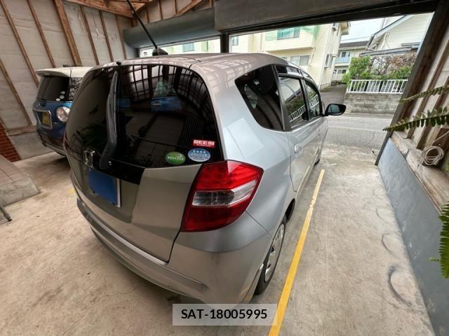 Honda FIT 2013-03 8742105-6