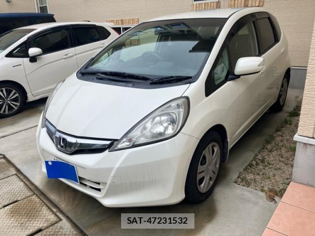 Honda FIT 2012-01 8742098-0