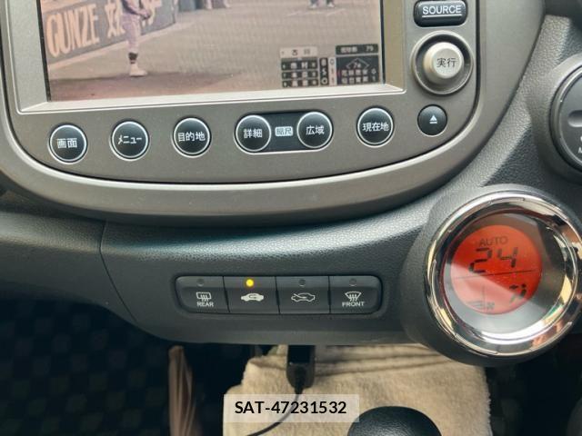 Honda FIT 2012-01 8742098-18