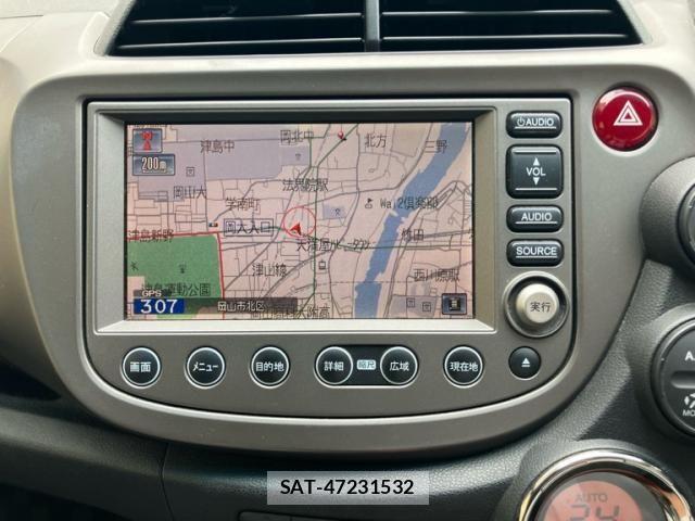 Honda FIT 2012-01 8742098-22