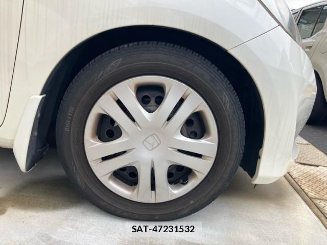 Honda FIT 2012-01 8742098-5