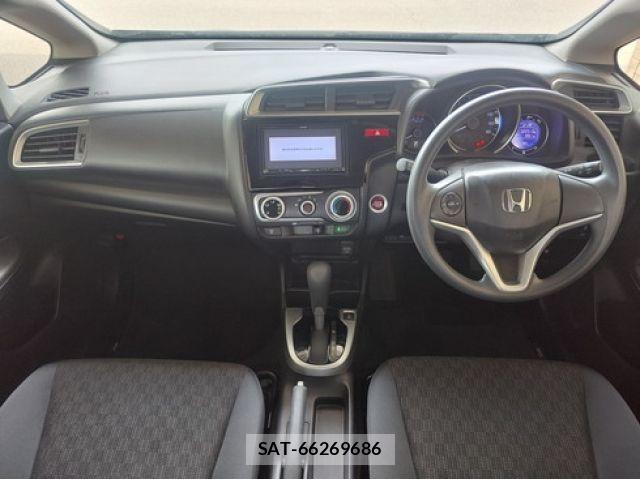 Honda FIT 2013-09 8742086-1