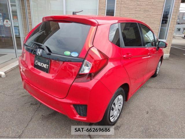 Honda FIT 2013-09 8742086-2