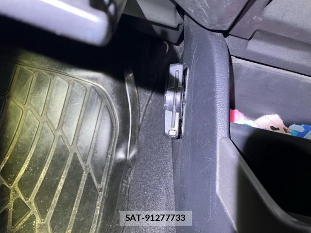 Honda FIT 2014-11 8742084-21