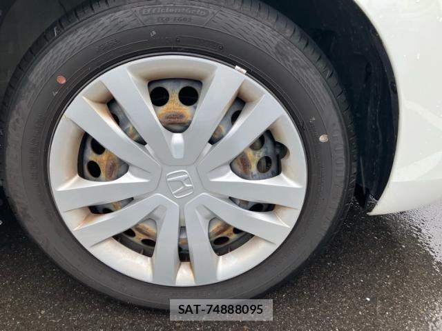 Honda FIT 2020-06 8742068-2