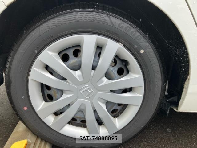 Honda FIT 2020-06 8742068-3