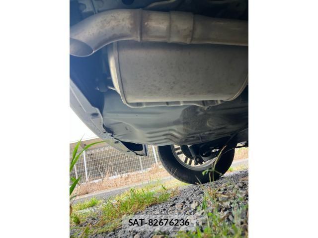 Honda FIT 2009-10 8742113-9
