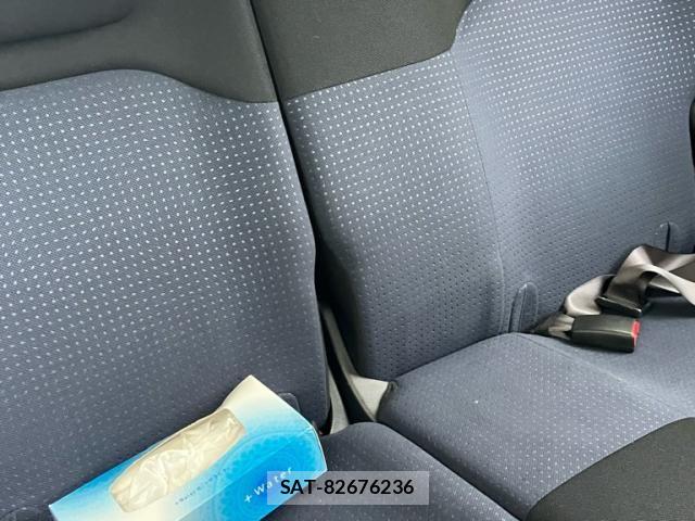 Honda FIT 2009-10 8742113-12