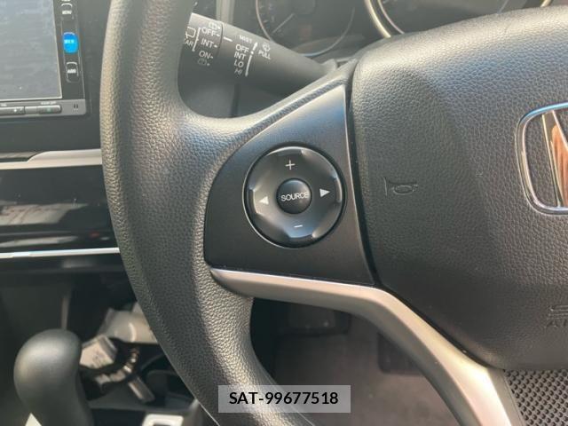 Honda FIT 2016-08 8742073-9