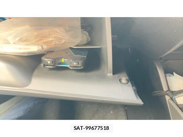 Honda FIT 2016-08 8742073-17
