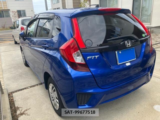 Honda FIT 2016-08 8742073-1