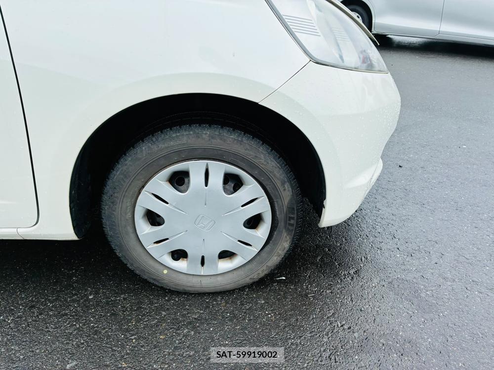 Honda FIT 2010-06 8544997-28