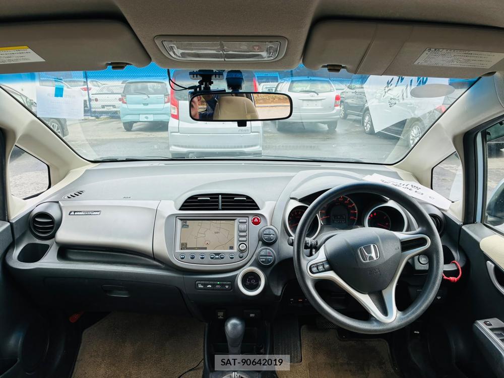 Honda FIT 2009-08 8596589-12