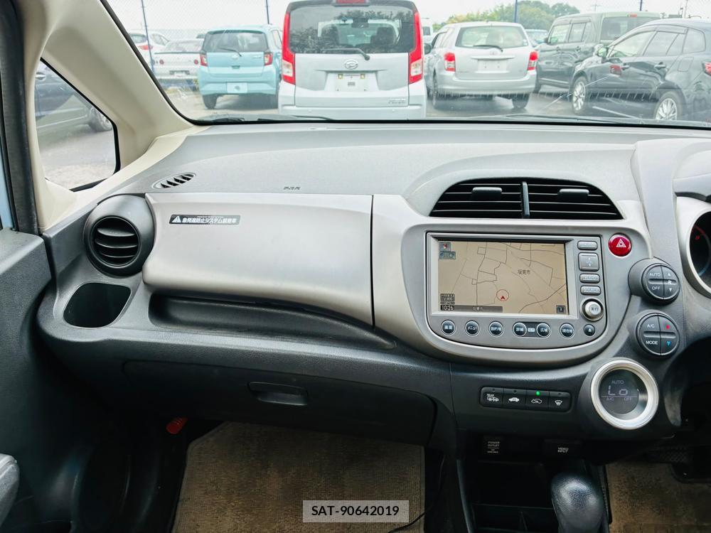 Honda FIT 2009-08 8596589-17