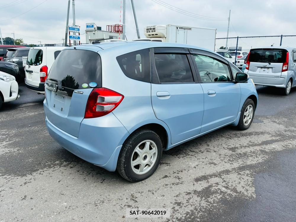Honda FIT 2009-08 8596589-4