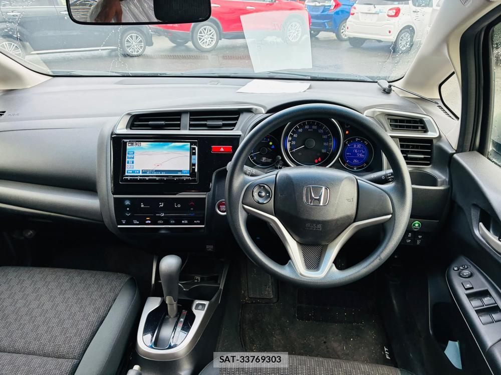 Honda FIT 2015-09 8559019-13