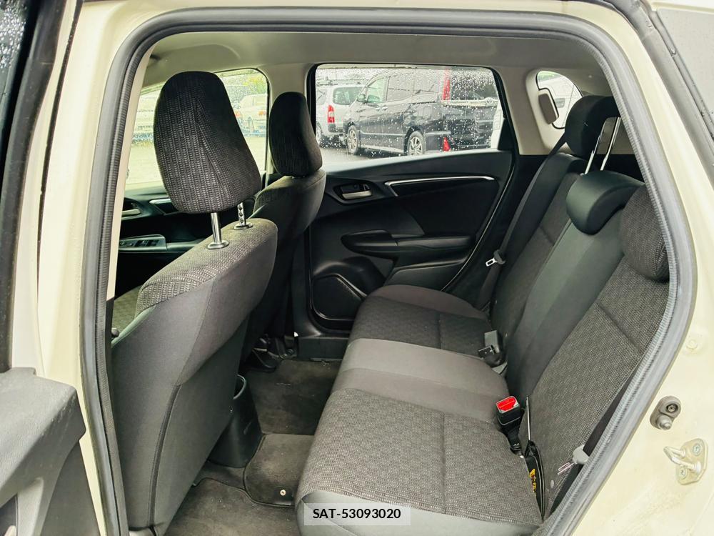Honda FIT 2015-06 8461194-9