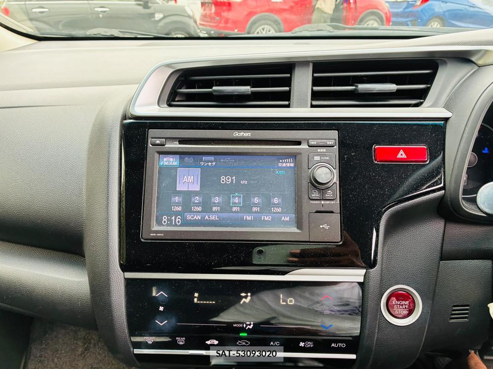 Honda FIT 2015-06 8461194-19