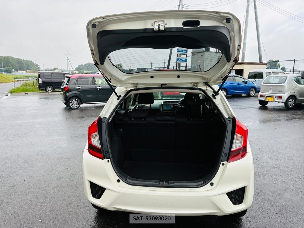 Honda FIT 2015-06 8461194-26