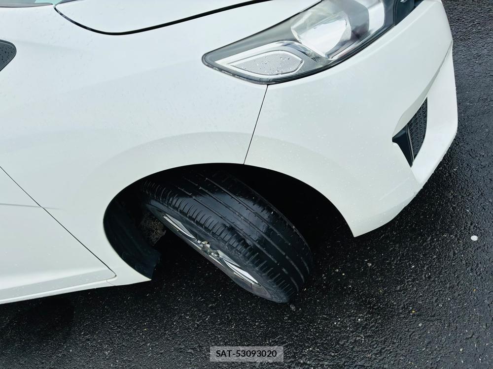 Honda FIT 2015-06 8461194-31