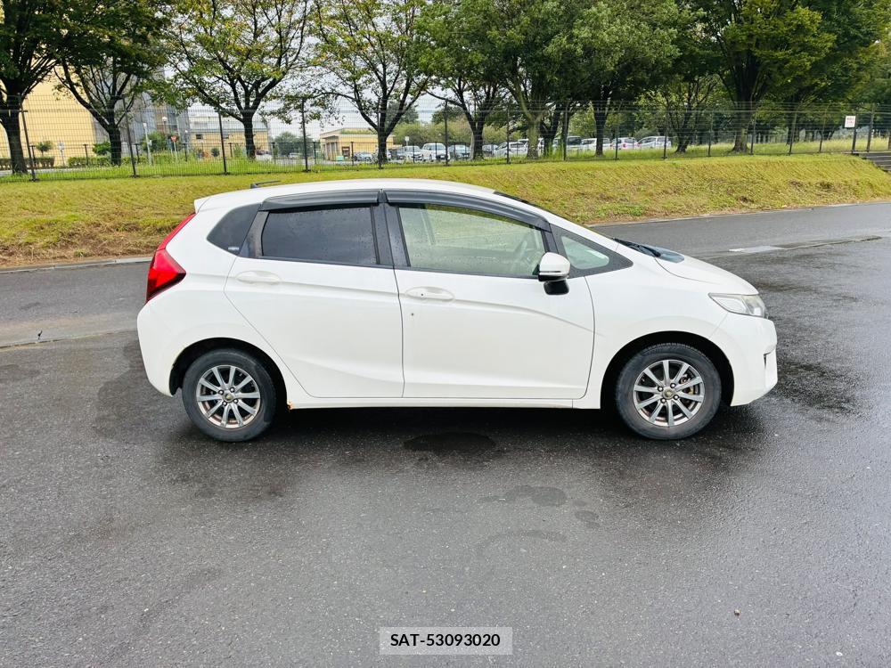 Honda FIT 2015-06 8461194-5