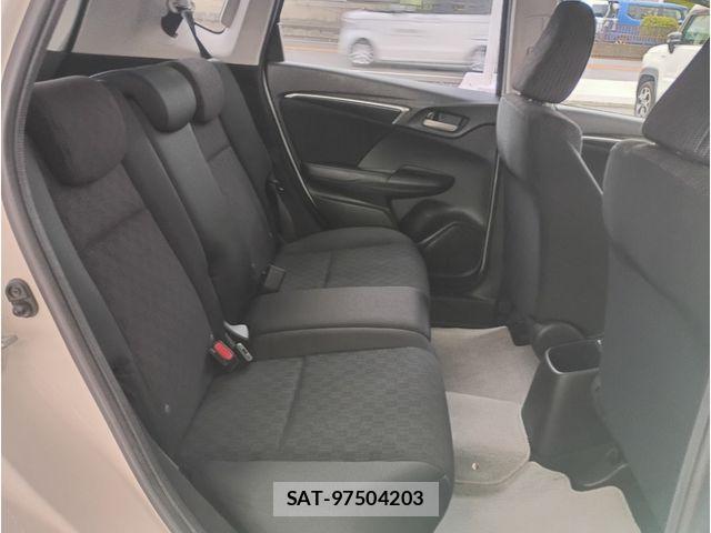 Honda FIT 2014-01 8780254-11