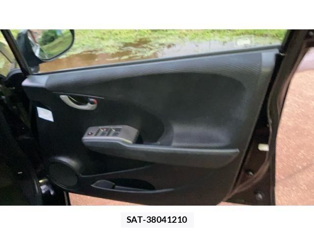 Honda FIT 2011-09 8780260-11