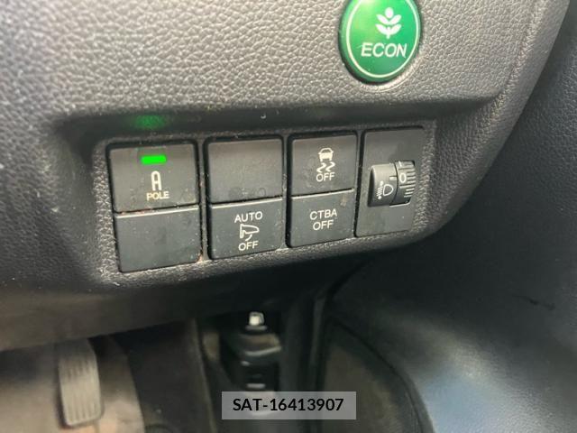 Honda FIT 2016-03 8780251-13