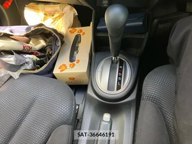 Honda FIT 2013-01 8780256-14