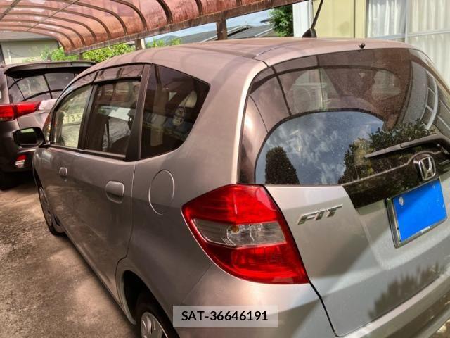 Honda FIT 2013-01 8780256-2