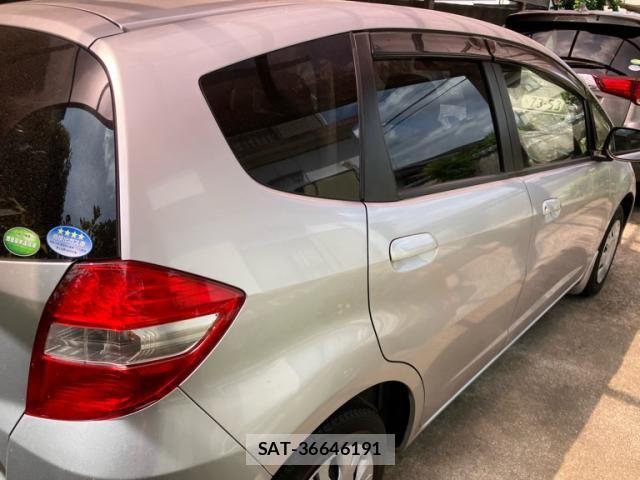 Honda FIT 2013-01 8780256-3