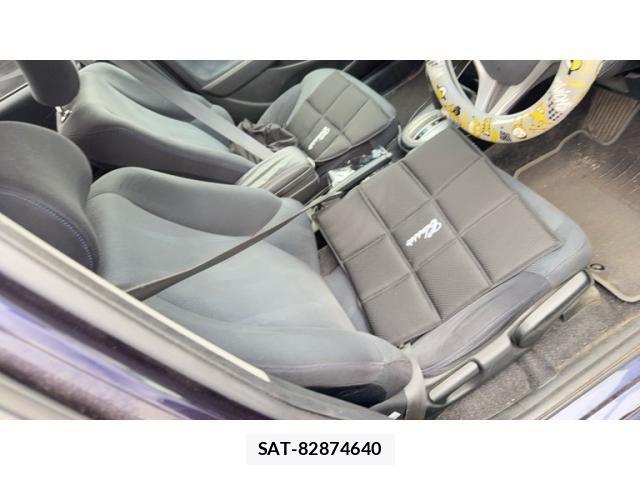 Honda FIT 2009-11 8780262-11