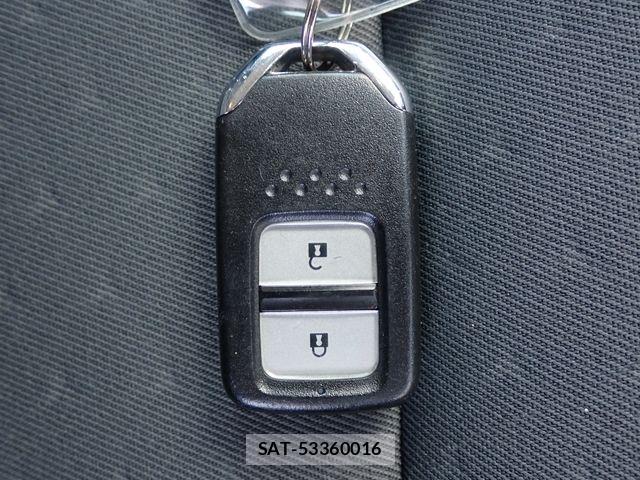 Honda FIT 2023-03 8780245-19