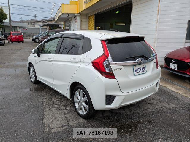 Honda FIT 2015-08 8795950-17