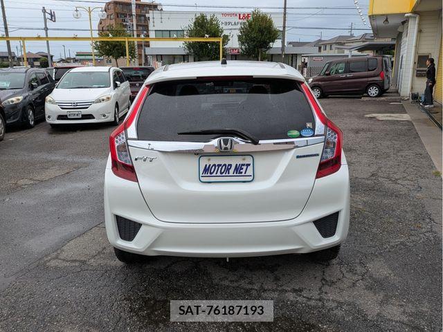 Honda FIT 2015-08 8795950-18