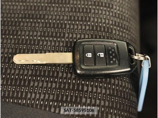 Honda FIT 2016-01 8795948-16