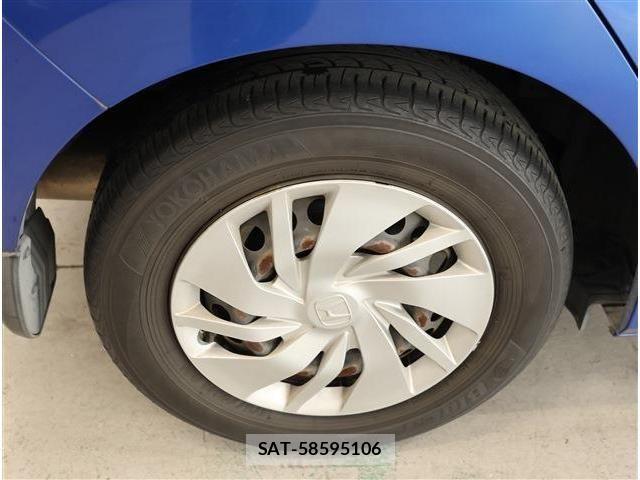Honda FIT 2016-01 8795948-26