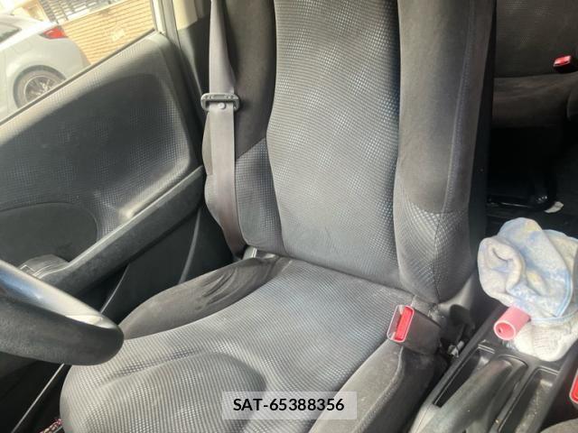 Honda FIT 2011-11 8795953-16