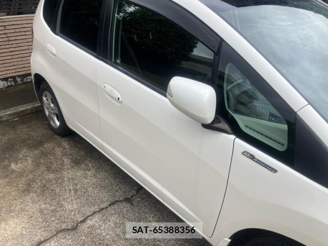 Honda FIT 2011-11 8795953-5
