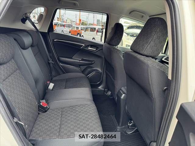 Honda FIT 2017-01 8795945-16