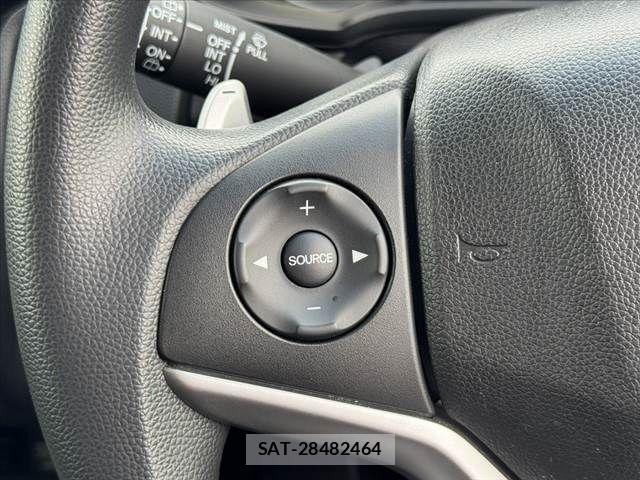 Honda FIT 2017-01 8795945-27