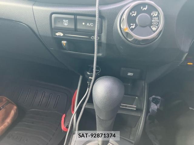 Honda FIT 2011-09 8795959-15