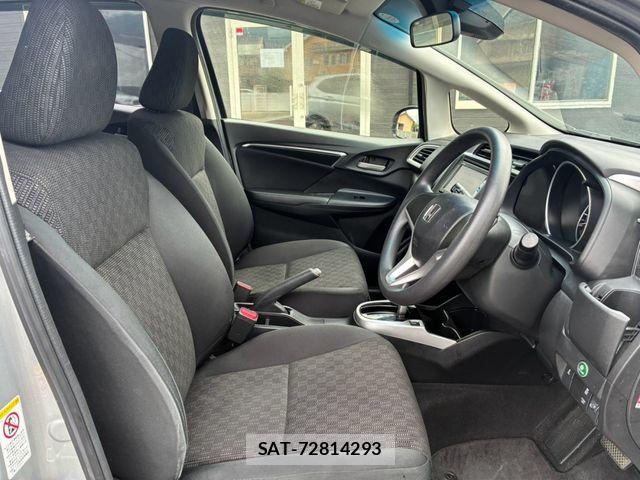 Honda FIT 2013-12 8795949-10