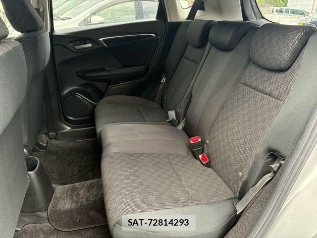 Honda FIT 2013-12 8795949-13