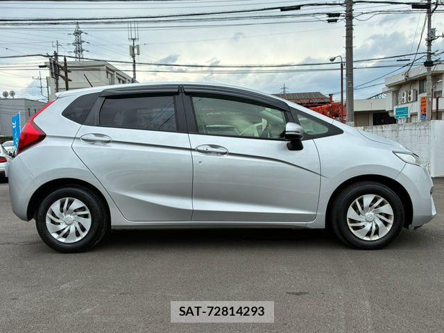 Honda FIT 2013-12 8795949-3