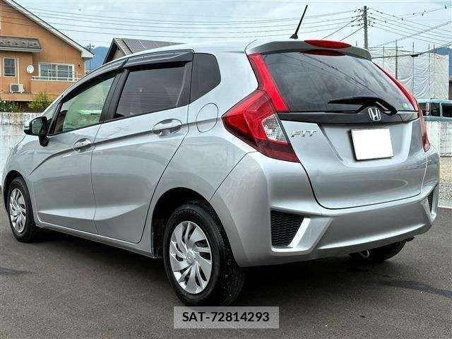 Honda FIT 2013-12 8795949-6